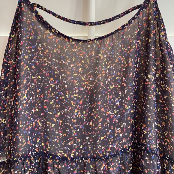 Flowy paint spatter dress - Picture 2 of 4